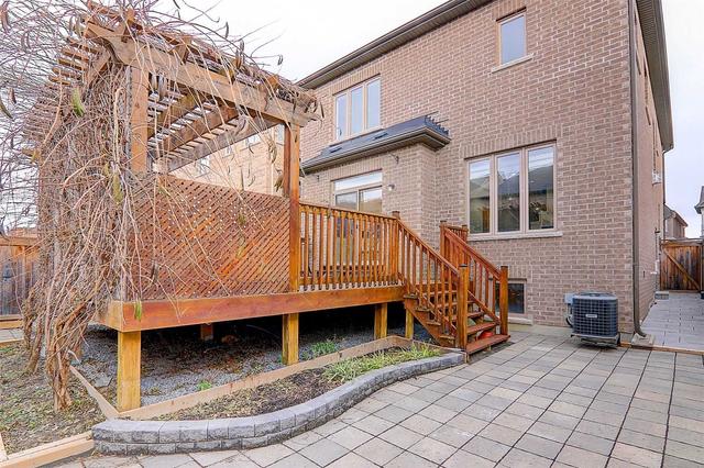72 Bracknell Ave, House detached with 4 bedrooms, 5 bathrooms and 3 parking in Markham ON | Image 22