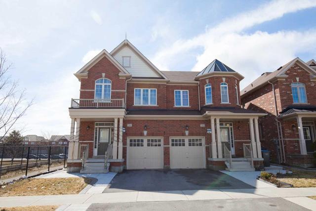 250 Robert Parkinson Dr, House semidetached with 4 bedrooms, 3 bathrooms and 3 parking in Brampton ON | Image 1