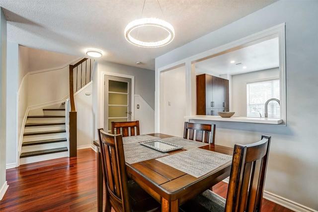 50 Morley Cres, Townhouse with 3 bedrooms, 2 bathrooms and 2 parking in Brampton ON | Image 8