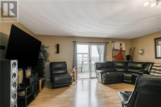 190 Mountain Street Unit# 1206, Condo with 2 bedrooms, 1 bathrooms and null parking in Markstay Warren ON | Image 4