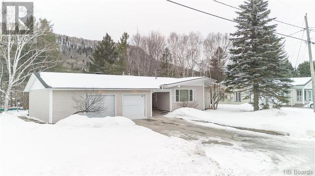 63 Rue Leblond, House detached with 3 bedrooms, 2 bathrooms and null parking in Edmundston NB | Image 4