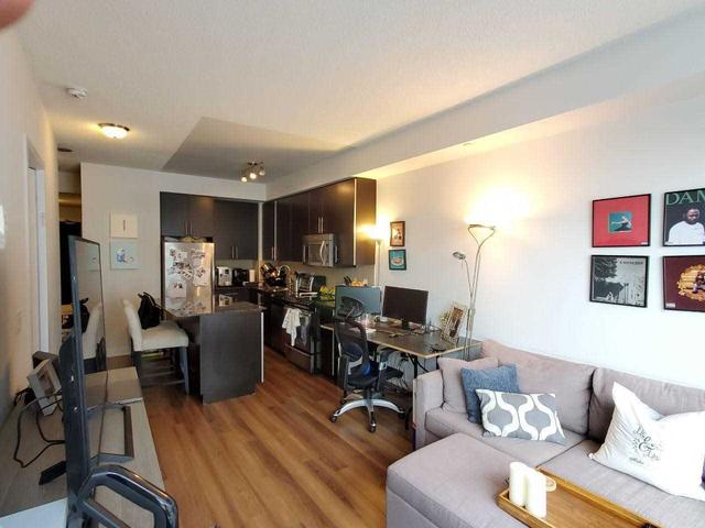 617 - 60 Berwick Ave, Condo with 1 bedrooms, 1 bathrooms and 1 parking in Toronto ON | Image 10