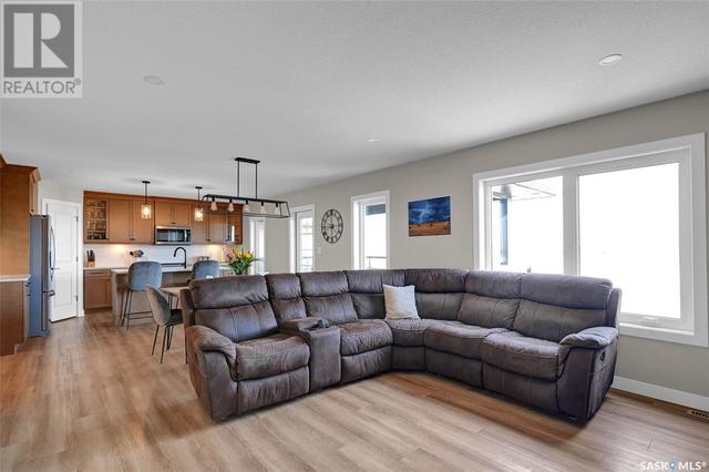1644 Maple Hill Crescent N, House detached with 3 bedrooms, 3 bathrooms and null parking in Regina SK | Image 7