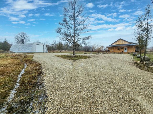 540291 Sideroad 80, House detached with 2 bedrooms, 2 bathrooms and 14 parking in Chatsworth ON | Image 5