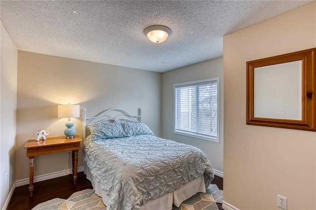 1 Porter Dr, House detached with 4 bedrooms, 4 bathrooms and 4 parking in Guelph ON | Image 25