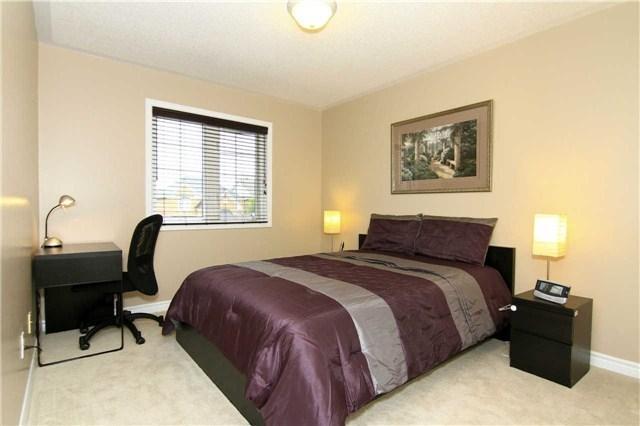 38 Reston Ridge St, House detached with 3 bedrooms, 4 bathrooms and 3 parking in Markham ON | Image 11