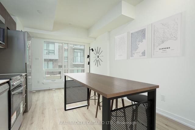 37 - 871 Sheppard Ave W, Townhouse with 2 bedrooms, 3 bathrooms and 1 parking in Toronto ON | Image 4