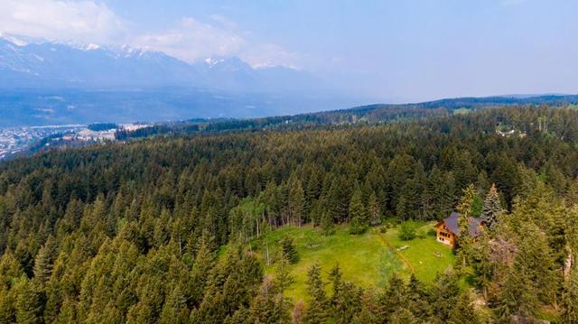 644 Lapp Rd, House detached with 8 bedrooms, 9 bathrooms and null parking in Columbia Shuswap A BC | Image 69