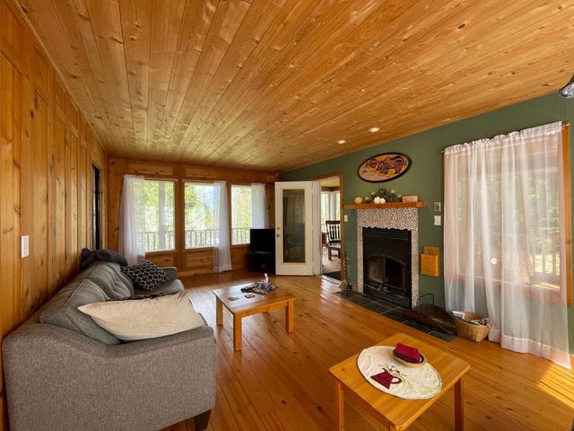 3865 Malina Road, House detached with 4 bedrooms, 3 bathrooms and null parking in Central Kootenay E BC | Image 23