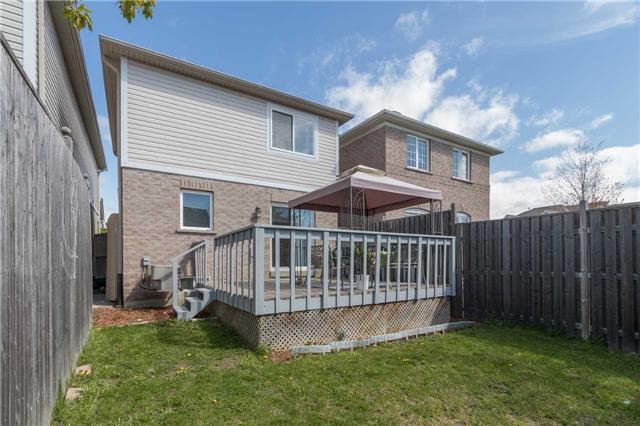 125 Cottingham Cres, House detached with 2 bedrooms, 2 bathrooms and 4 parking in Oshawa ON | Image 19