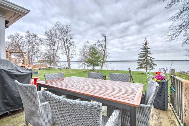 223 Prinyers Cove Cres, House detached with 3 bedrooms, 2 bathrooms and 4 parking in Prince Edward County ON | Image 19