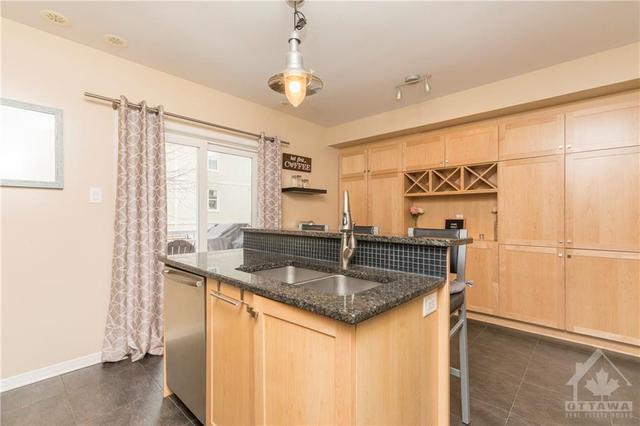 308 Mosaic Private, Townhouse with 3 bedrooms, 3 bathrooms and 2 parking in Ottawa ON | Image 15