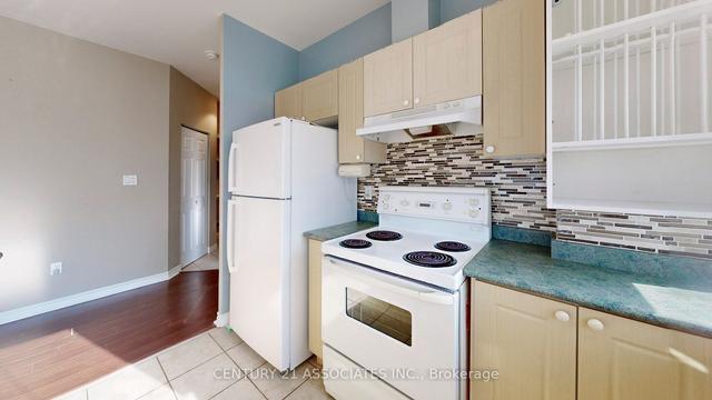 219 - 10 Gateway Blvd, Condo with 2 bedrooms, 2 bathrooms and 1 parking in Toronto ON | Image 10