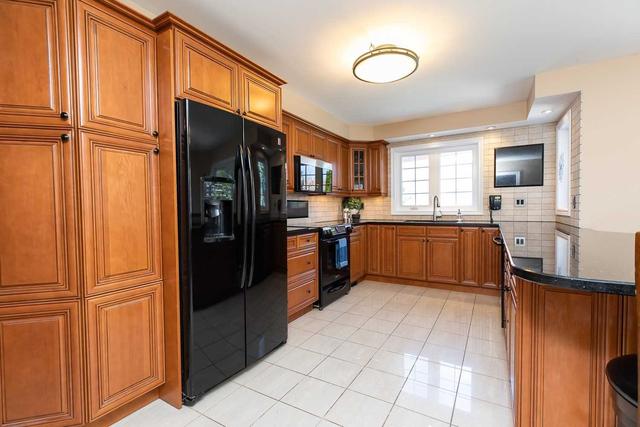 5171 Castlefield Dr, House detached with 4 bedrooms, 4 bathrooms and 6 parking in Mississauga ON | Image 39