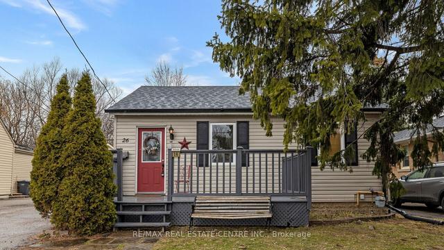 26 Clarence St, House detached with 2 bedrooms, 1 bathrooms and 5 parking in Brampton ON | Image 12