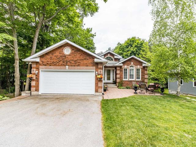 8 Alpine Way, House detached with 2 bedrooms, 3 bathrooms and 8 parking in Oro Medonte ON | Image 12
