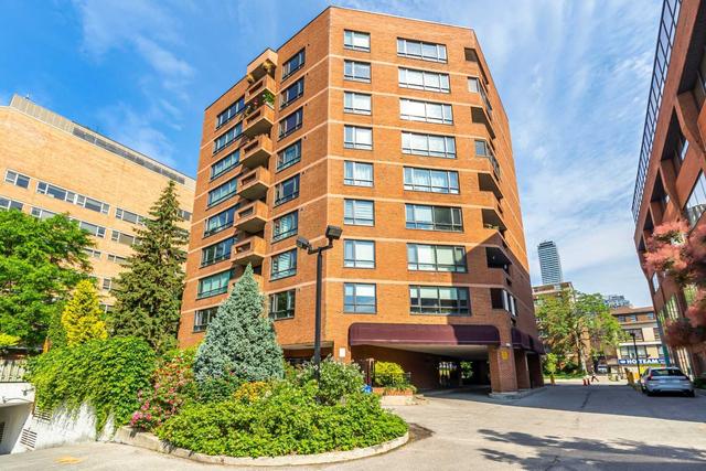 404 - 55 Wellesley St E, Condo with 2 bedrooms, 2 bathrooms and 2 parking in Toronto ON | Image 12