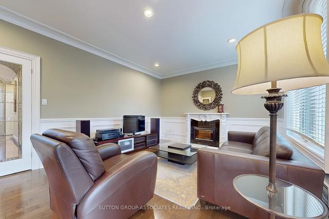 213 Spring Garden Ave, House detached with 5 bedrooms, 6 bathrooms and 6 parking in Toronto ON | Image 39