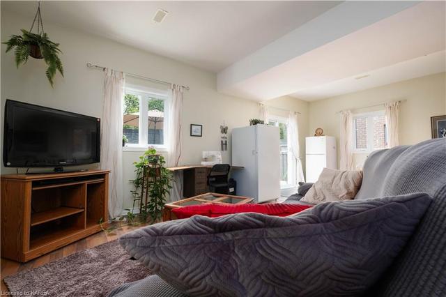 192 Briceland Street, House semidetached with 3 bedrooms, 2 bathrooms and 5 parking in Kingston ON | Image 25