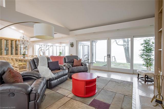 2085 Firelane 2, House detached with 5 bedrooms, 4 bathrooms and 18 parking in Port Colborne ON | Image 11