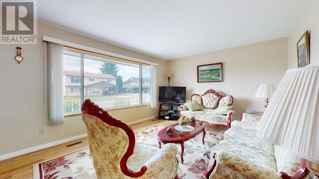 5 Santa Rosa Place, House detached with 3 bedrooms, 2 bathrooms and 1 parking in Osoyoos BC | Image 22