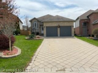 1563 Birchwood Drive, House detached with 5 bedrooms, 3 bathrooms and 6 parking in London ON | Image 1