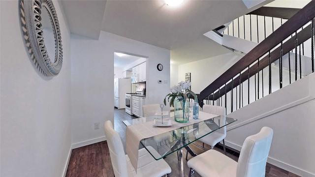 63 - 10 Rodda Blvd, Townhouse with 3 bedrooms, 2 bathrooms and 2 parking in Toronto ON | Image 6