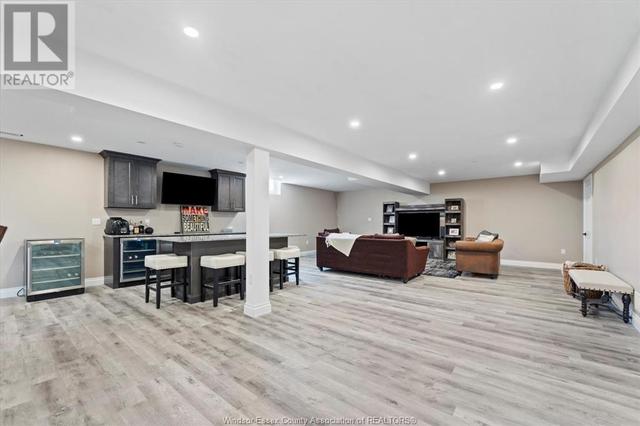 6056 Silver Maple, House detached with 4 bedrooms, 2 bathrooms and null parking in LaSalle ON | Image 20