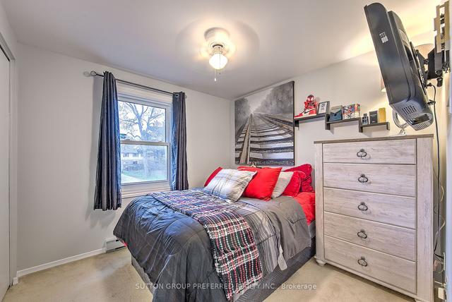 224 - 230 Clarke Rd, Townhouse with 3 bedrooms, 2 bathrooms and 1 parking in London ON | Image 11