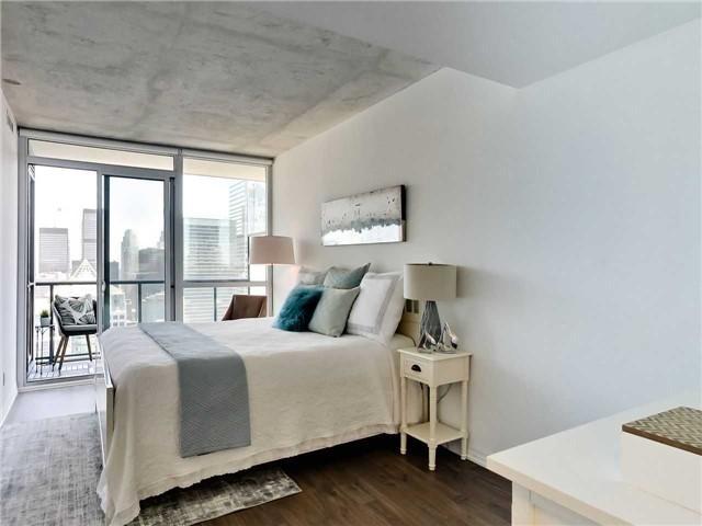 Lph4102 - 88 Blue Jays Way, Condo with 2 bedrooms, 3 bathrooms and 2 parking in Toronto ON | Image 8