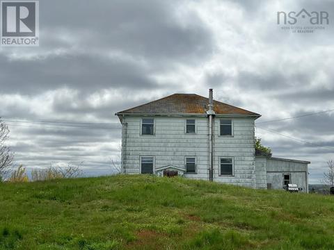 10327 Starrs Road, House other with 4 bedrooms, 2 bathrooms and null parking in Yarmouth NS | Card Image