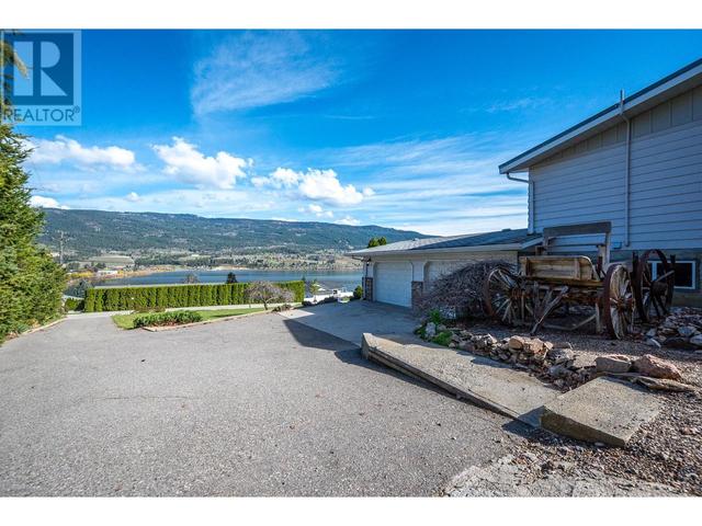 15562 Old Mission Road, House detached with 3 bedrooms, 2 bathrooms and 5 parking in Lake Country BC | Image 14