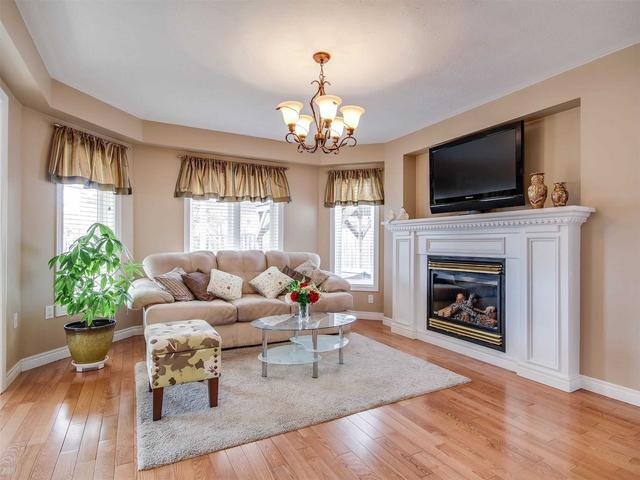 69 Highland Terr, House detached with 4 bedrooms, 3 bathrooms and 6 parking in Bradford West Gwillimbury ON | Image 26
