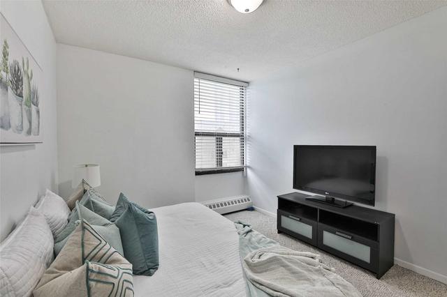 402 - 1210 Radom St, Condo with 3 bedrooms, 2 bathrooms and 1 parking in Pickering ON | Image 19