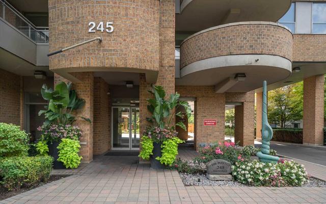 uph05 - 245 Davisville Ave, Condo with 2 bedrooms, 2 bathrooms and 1 parking in Toronto ON | Image 12