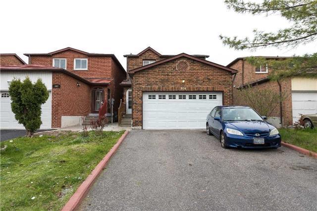 104 Tangmere Cres, House attached with 3 bedrooms, 4 bathrooms and 4 parking in Markham ON | Image 1