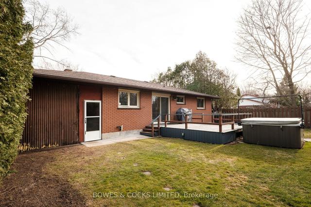 350 Woodbine Ave, House detached with 3 bedrooms, 2 bathrooms and 4 parking in Peterborough ON | Image 8