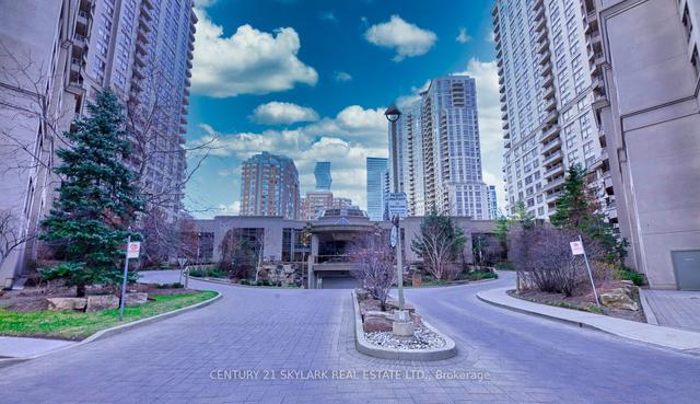 2311 - 3880 Duke Of York Blvd, Condo with 2 bedrooms, 2 bathrooms and 1 parking in Mississauga ON | Image 37