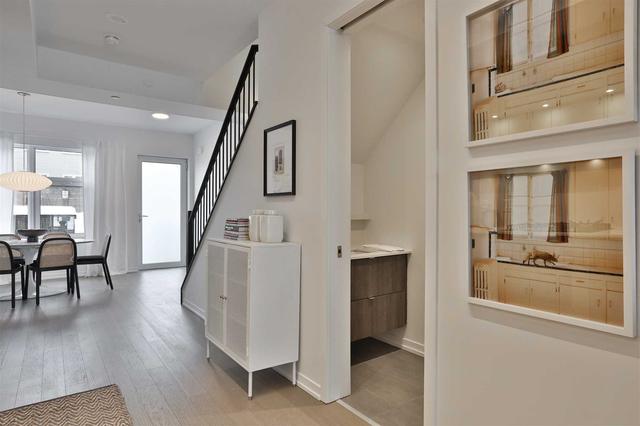 th106 - 138 St Helen's Ave, Townhouse with 2 bedrooms, 3 bathrooms and 1 parking in Toronto ON | Image 9