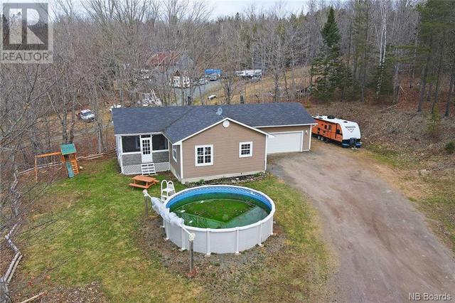74 Giants Glen Road, House detached with 2 bedrooms, 1 bathrooms and null parking in Stanley NB | Image 3
