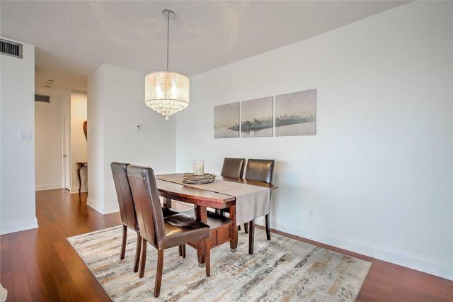 Lph3 - 880 Dundas St W, Condo with 2 bedrooms, 2 bathrooms and 2 parking in Mississauga ON | Image 7