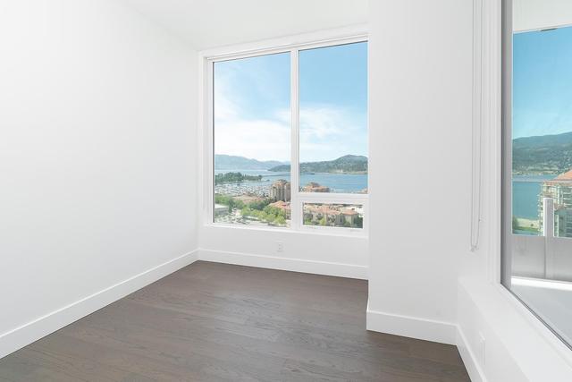 2105 - 1187 Sunset Drive, Condo with 2 bedrooms, 2 bathrooms and 1 parking in Kelowna BC | Card Image