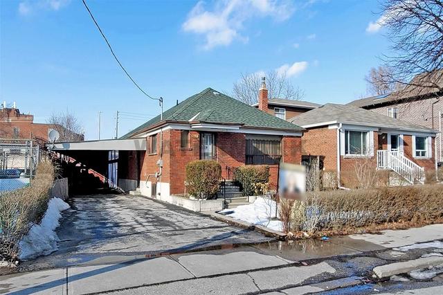 374 Joicey Blvd, House detached with 2 bedrooms, 2 bathrooms and 6 parking in Toronto ON | Image 35