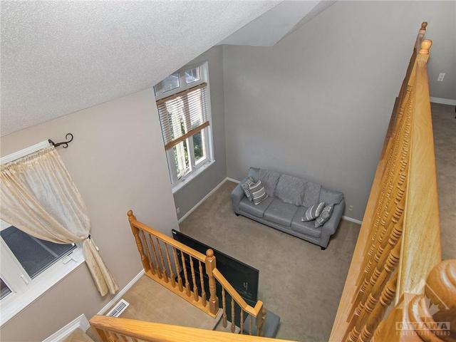 339 Elite Private, House attached with 2 bedrooms, 2 bathrooms and 1 parking in Ottawa ON | Image 17