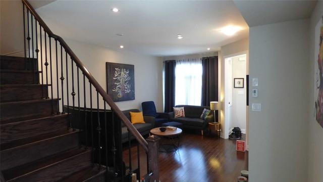 7 - 1331 Major Mackenzie Dr, Townhouse with 3 bedrooms, 3 bathrooms and 3 parking in Vaughan ON | Image 16