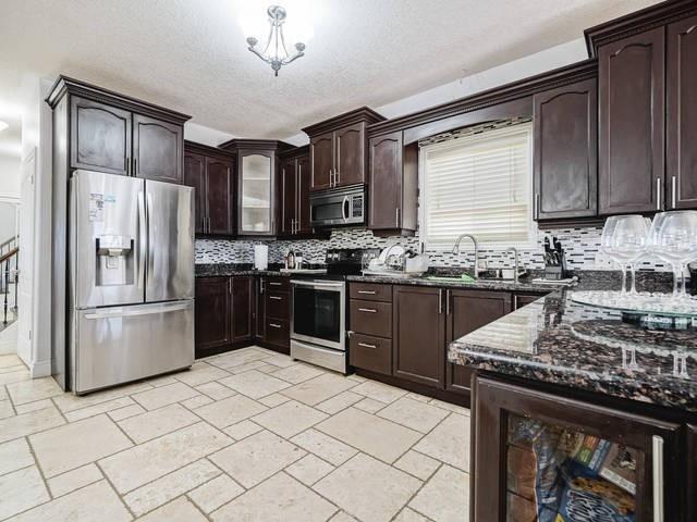 385 Thomas Slee Dr, House detached with 4 bedrooms, 4 bathrooms and 6 parking in Kitchener ON | Image 4