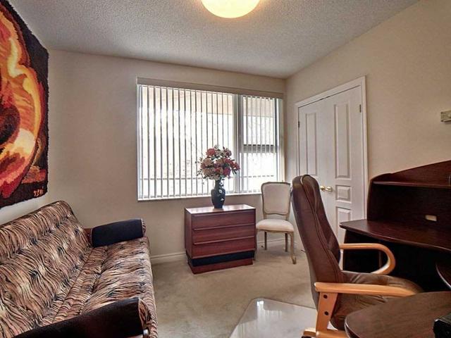 306 - 77 Governor's Rd, Condo with 2 bedrooms, 2 bathrooms and 0 parking in Hamilton ON | Image 11