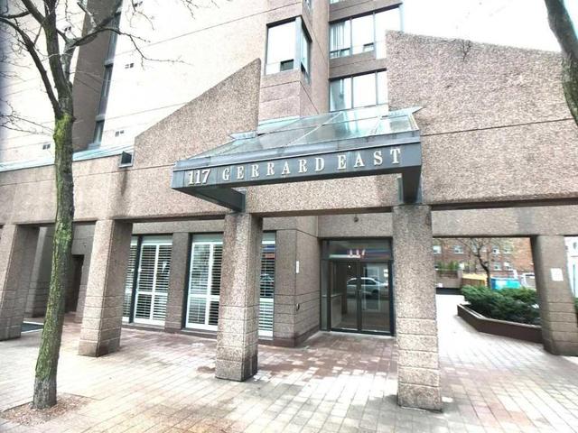 404 - 117 Gerrard St E, Condo with 1 bedrooms, 1 bathrooms and null parking in Toronto ON | Image 1