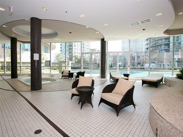 2307 - 90 Absolute Ave, Condo with 1 bedrooms, 1 bathrooms and 1 parking in Mississauga ON | Image 18
