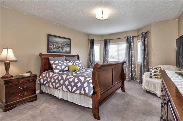 5881 Blue Spruce Ave, House detached with 4 bedrooms, 3 bathrooms and 1 parking in Burlington ON | Image 11